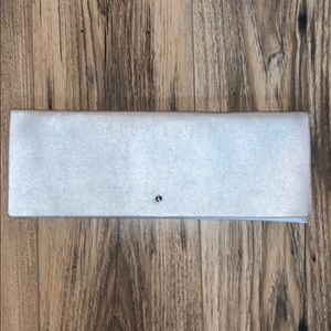 Silver clutch